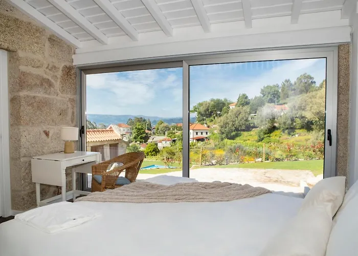 Vila Altiva - Casas De Selim *